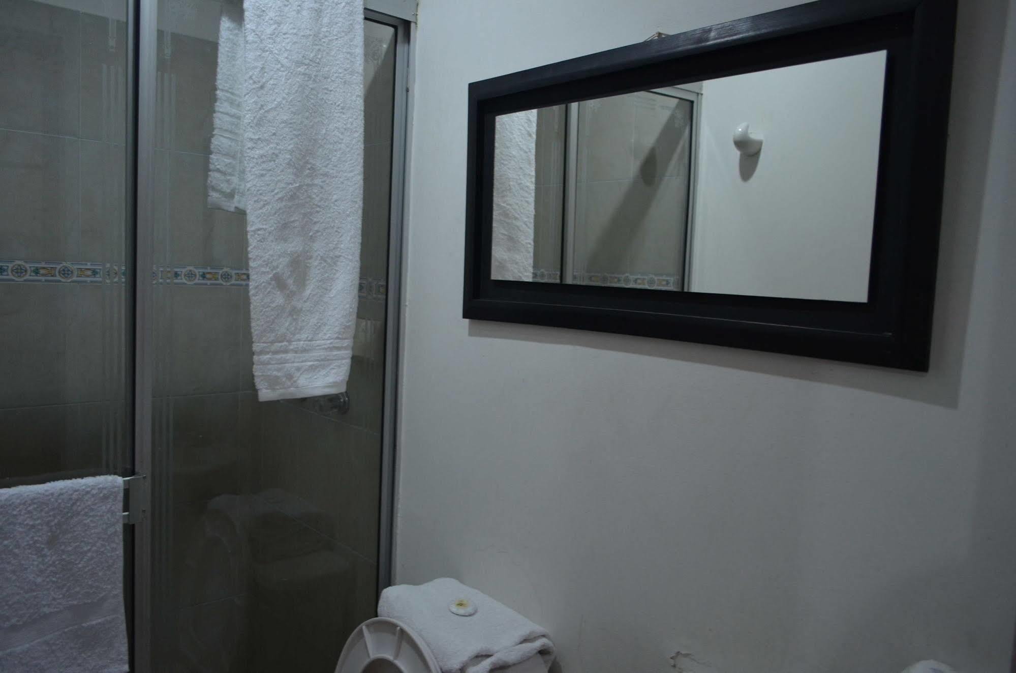 Ayenda Palermo Plaza Hotel Bogota Ngoại thất bức ảnh